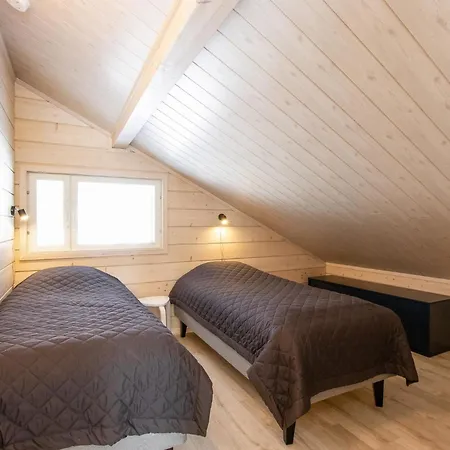 Velho By Interhome Äkäslompolo